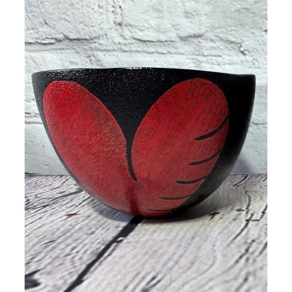 Kosta Boda Heart Bowl Ulrica Hydman-Vallien Textured Black Glass Post Modern